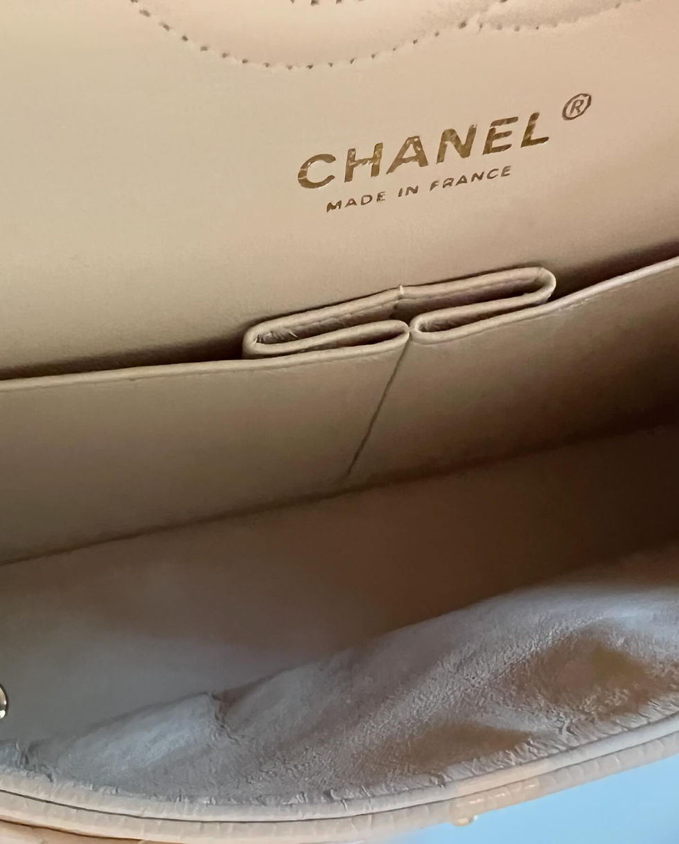 Thumbnail: Chanel Classic Medium Flap Quilted Beige Caviar GHW