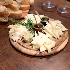 Tagliere misto di Formaggi Toscani