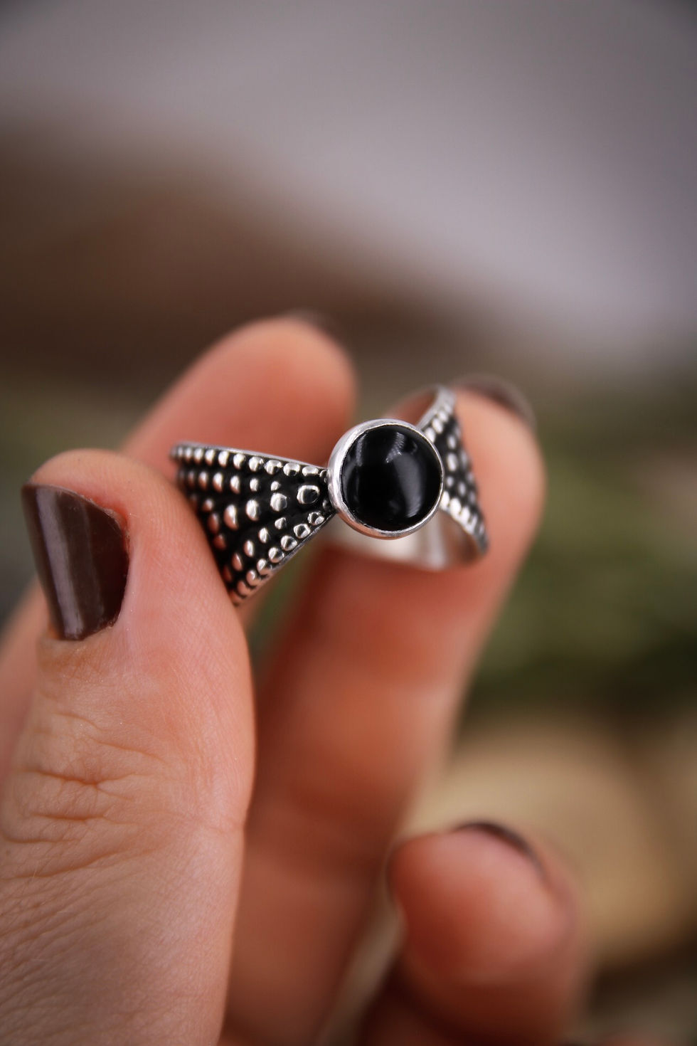 Miniaturbild: Size 9 • Beaded Goddess Ring