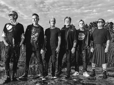 Los Pericos se presentan en el Teatro Metropolitan
