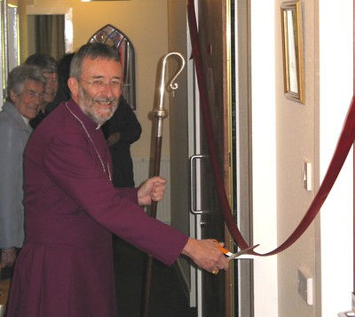Bishop at official opening of the extension of St Drostan’s Lodge