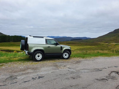 Defender 90 Highlands.jpg