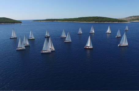 Traversée de l’Atlantique en solitaire : un nouveau record pour Coville !