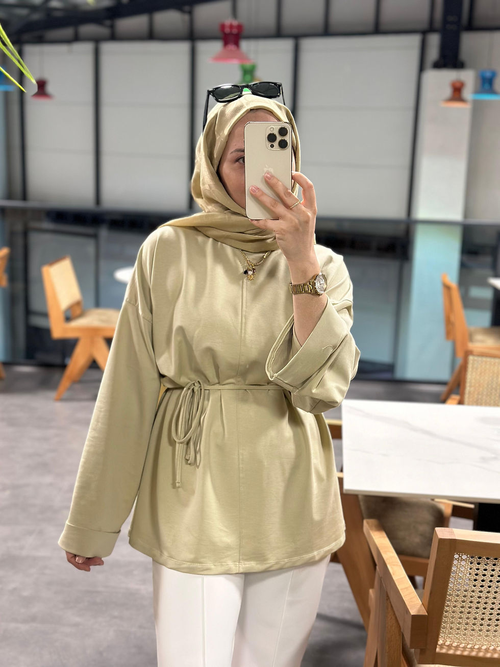 Dikiş detaylı Sweatshit