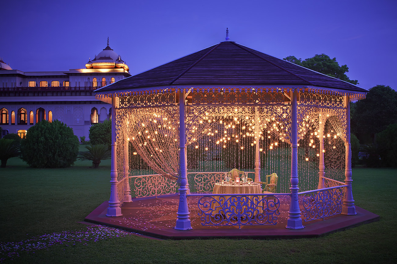 STAY: RAMBAGH PALACE