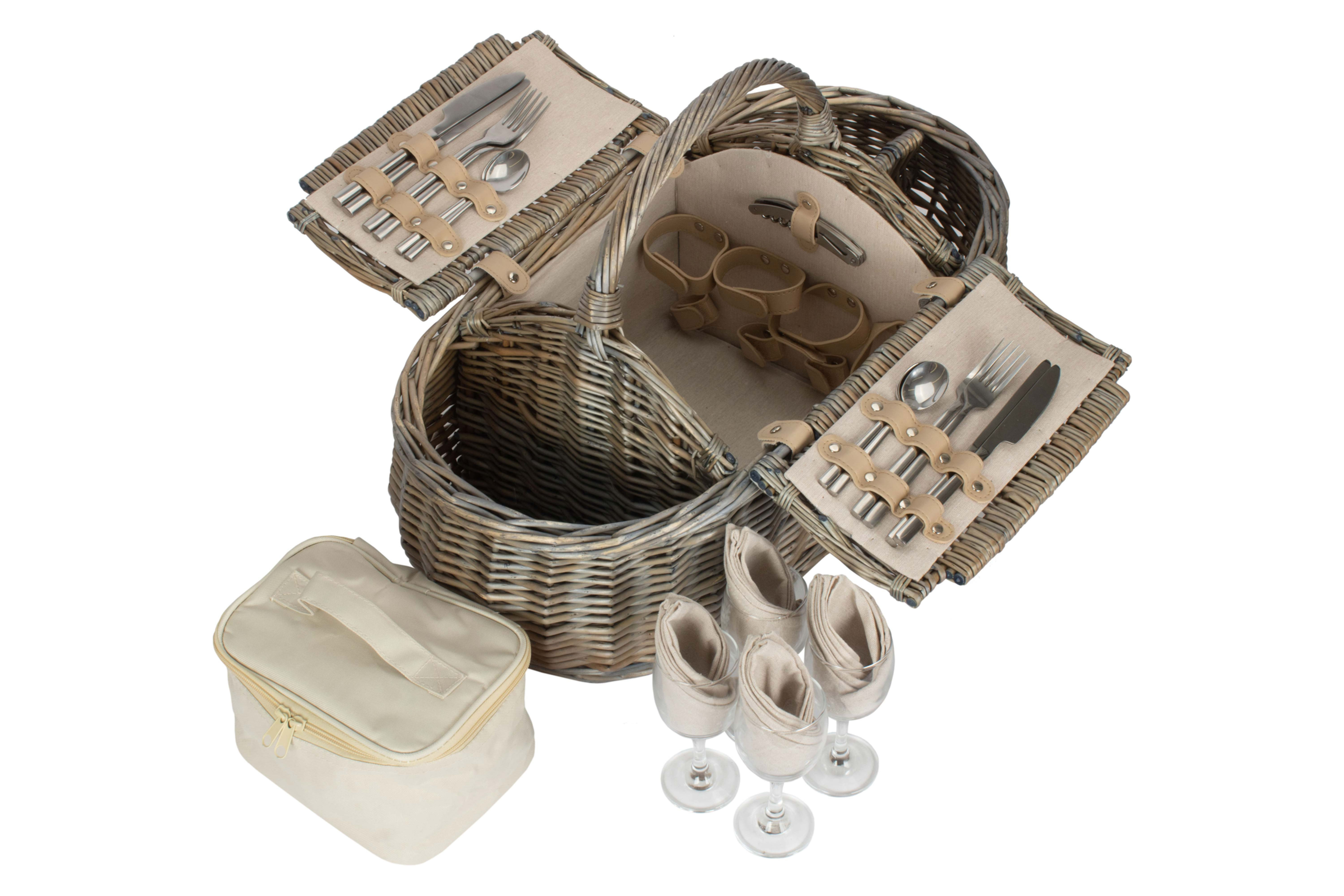 The Britannia 4 Person Boat Shaped Fitted Willow Hamper