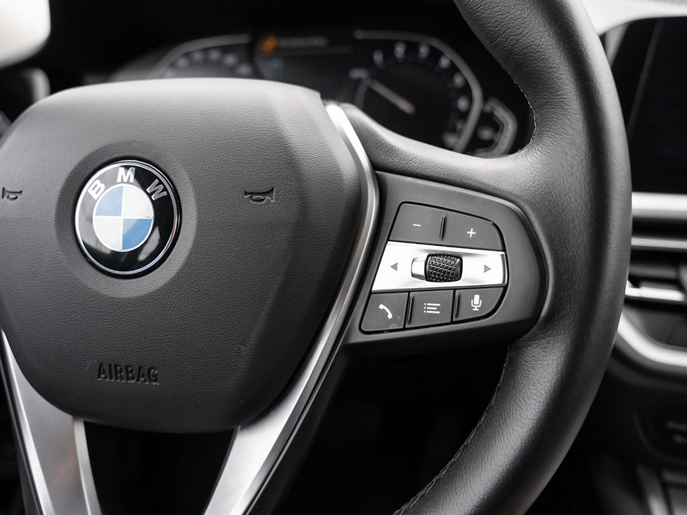 Miniature : BMW SERIE 3 330e TOURING BVA 292ch - PREMIERE MAIN - AFFICHAGE TETE HAUTE - TVA