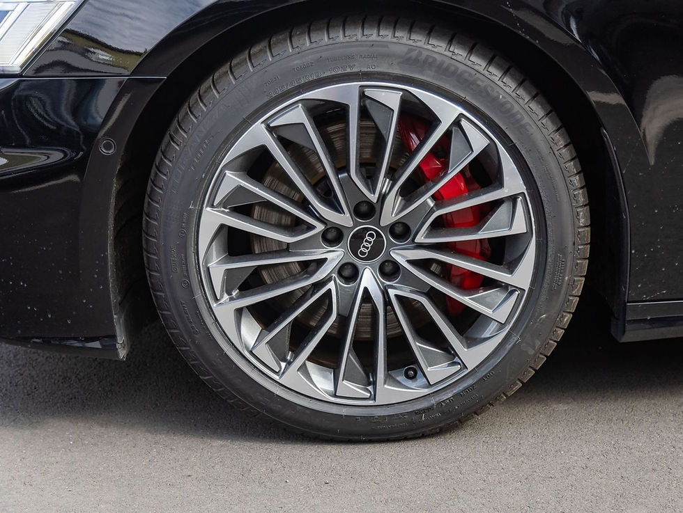 Miniature : AUDI A6 AVANT 55 TFSI E Q.STRONIC 367cv - BRILLANT SCHWARZ  - SIÈGES CHAUFFANTS