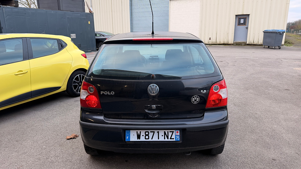Miniature : VOLKSWAGEN POLO 1.4 MPi 9N 75 ch BVM 5 - CLIM - RADIO - DEGRIVRAGE LUNETTE ARRIE