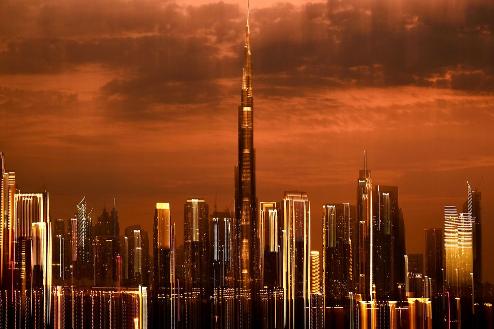 pexels-chinar-minar-1265133847-36454371 Burg kalifa orange.jpg