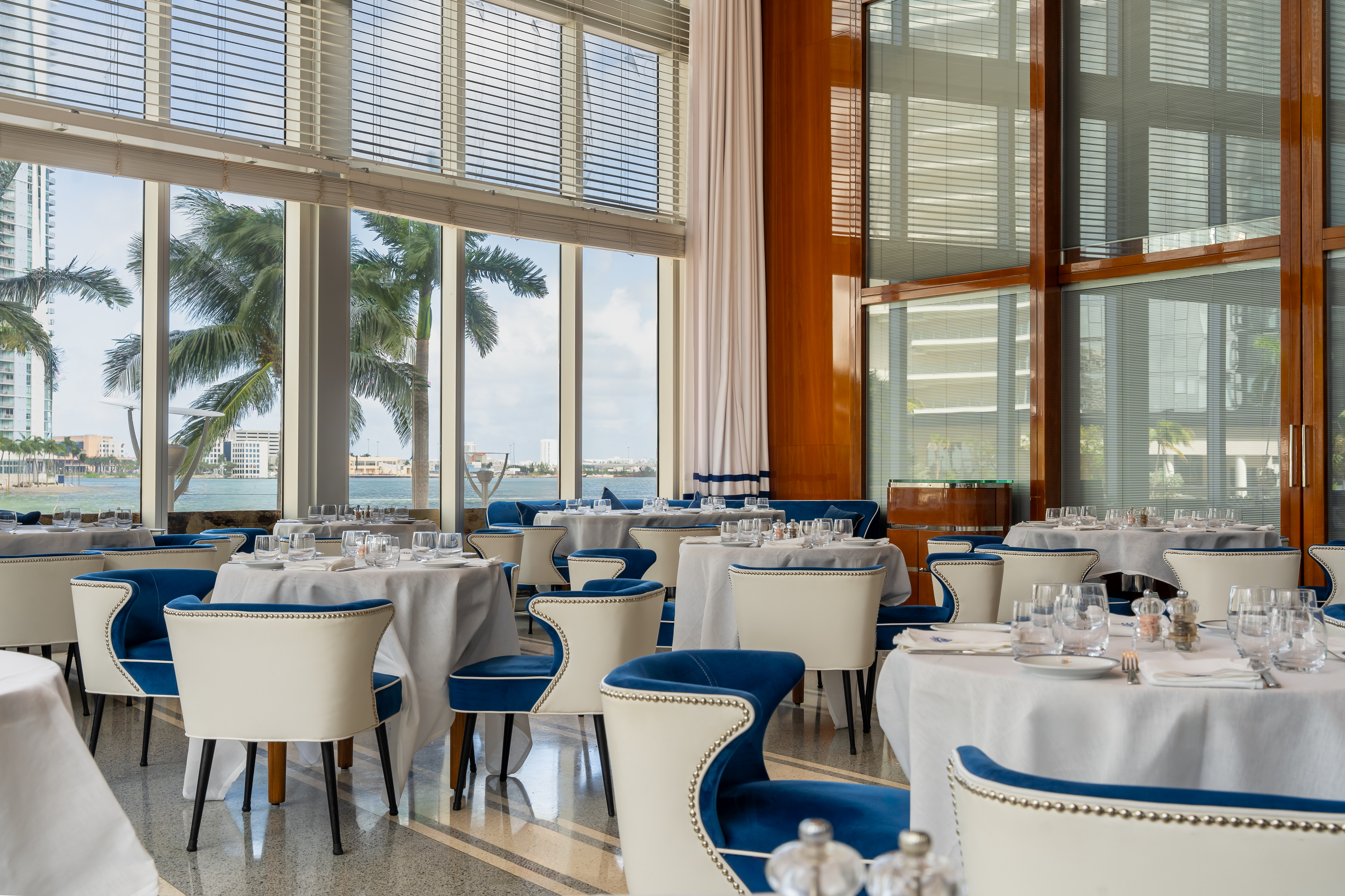 Cipriani Downtown Miami — photo 2