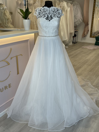 Velvet Brautkleid Bianco Gürtel Mix Mach Barautkelid.jpeg