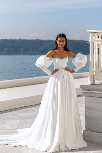 Brautkled A-Linie Korsagenkleid mit Puffärmel.jpeg