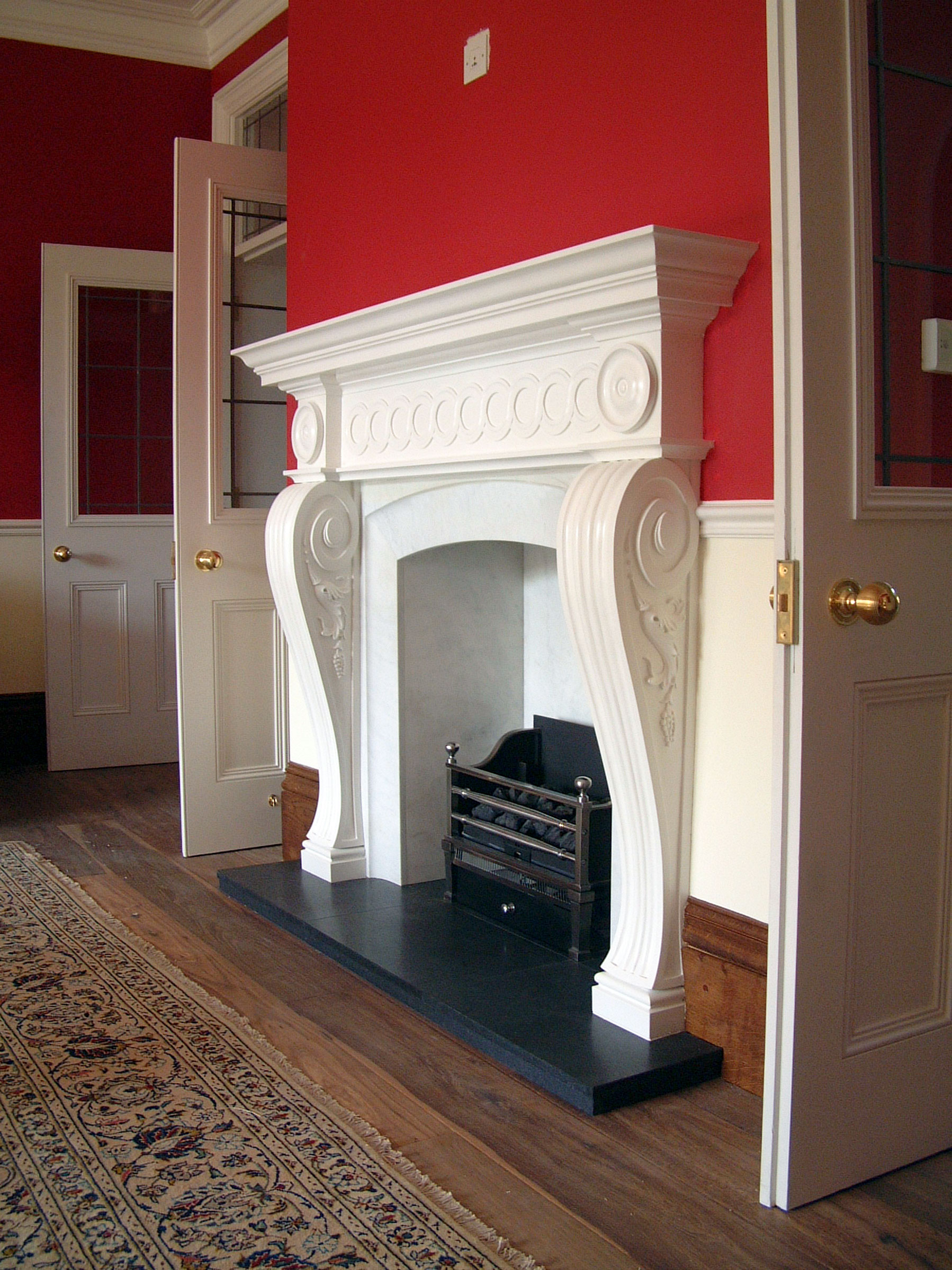 Cast surround
