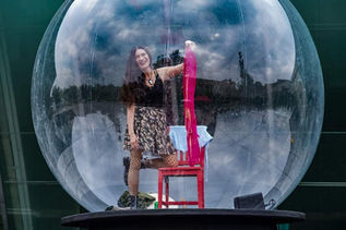 Invita Secretaría de Cultura a disfrutar de la propuesta escénica “Burbujas Urbanas”