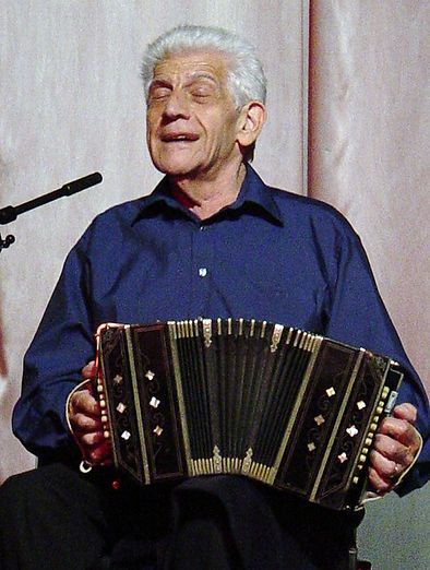 Luis Stazo