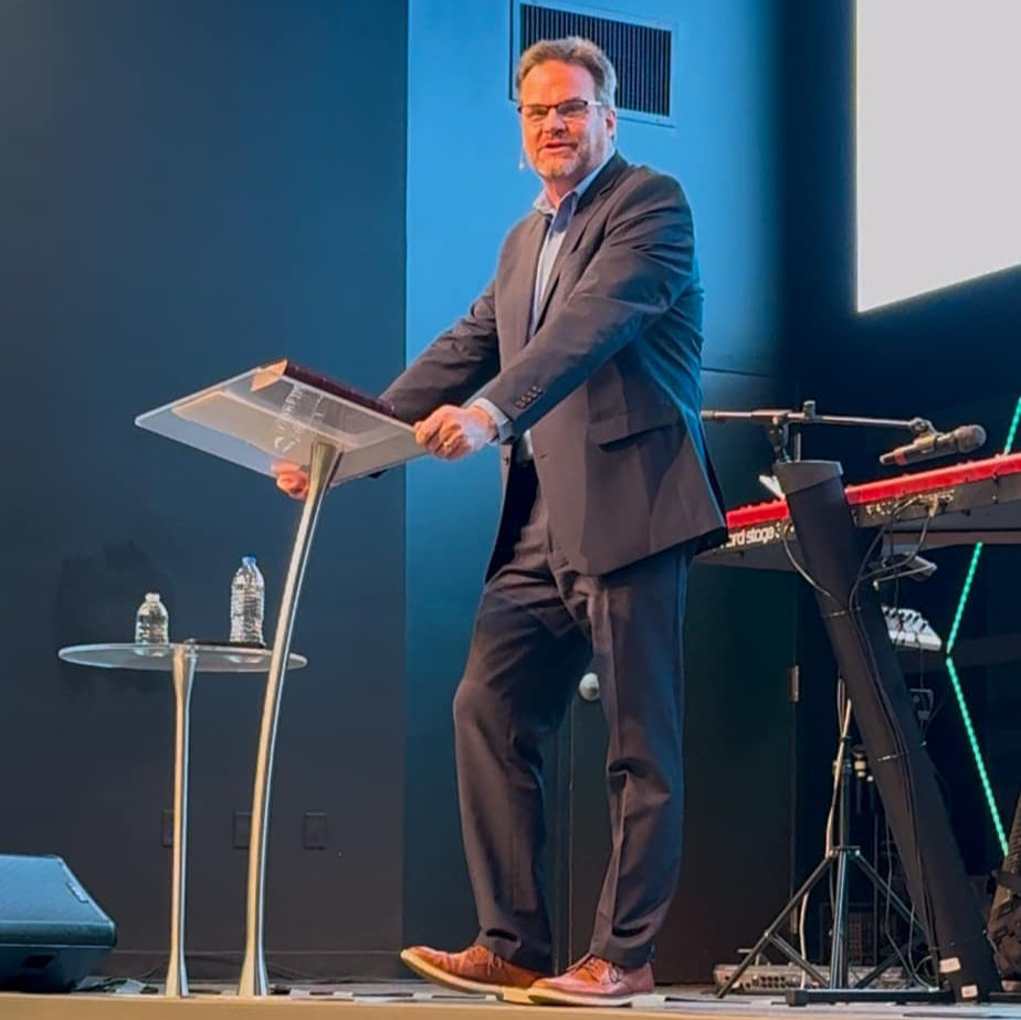 Jeff Keaton speaks on Biblical worldview at State of the School