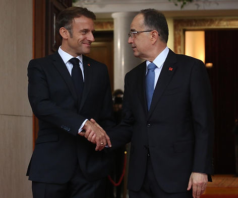 macron-begaj-15.jpg