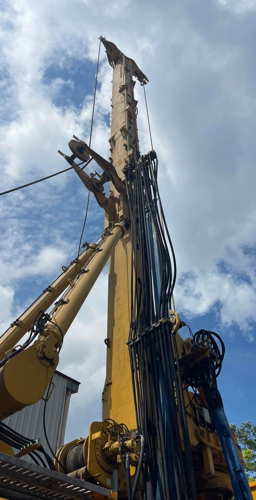 Thumbnail: Bauer BG40 Drilling Rig (used)