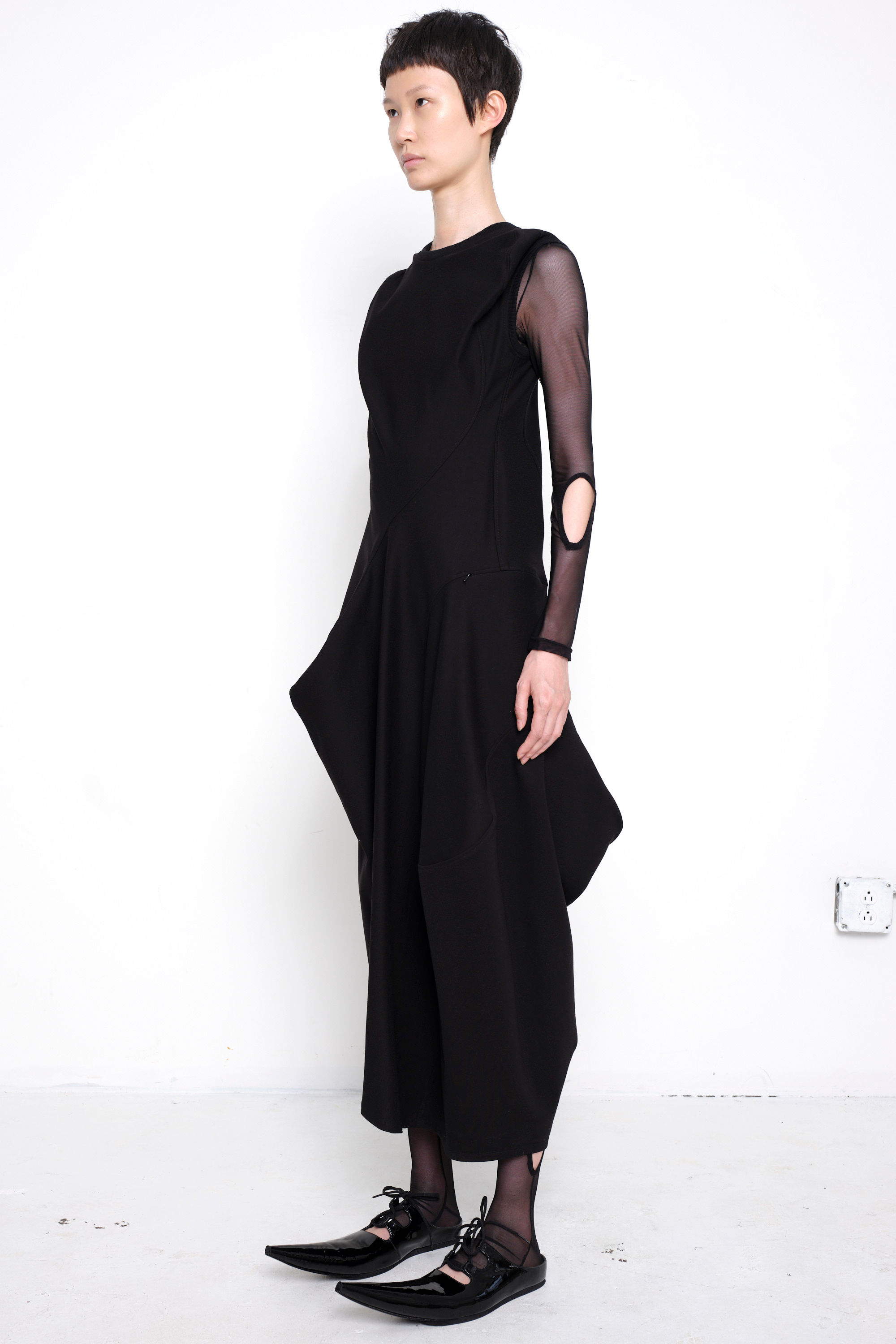 HOLE LEGGINGS - BLACK