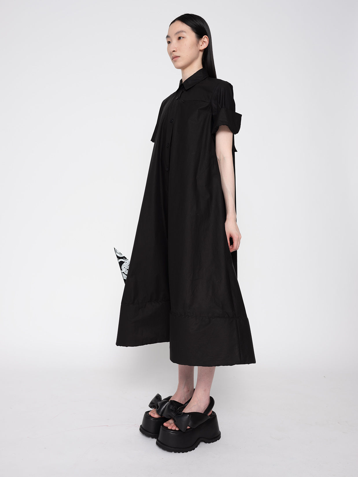FOAM BOTTOM SHIRT DRESS - BLACK