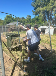 photo of volunteers at gardening event