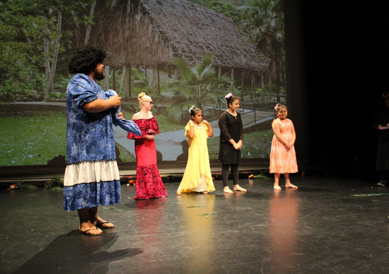 43360901_1923544147734091_45906058980318