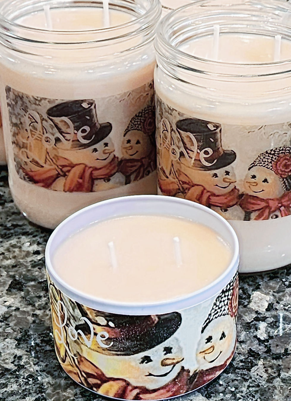 Thumbnail: Love with Snowman Couple - Cranberry Aroma 8oz Soy Candle