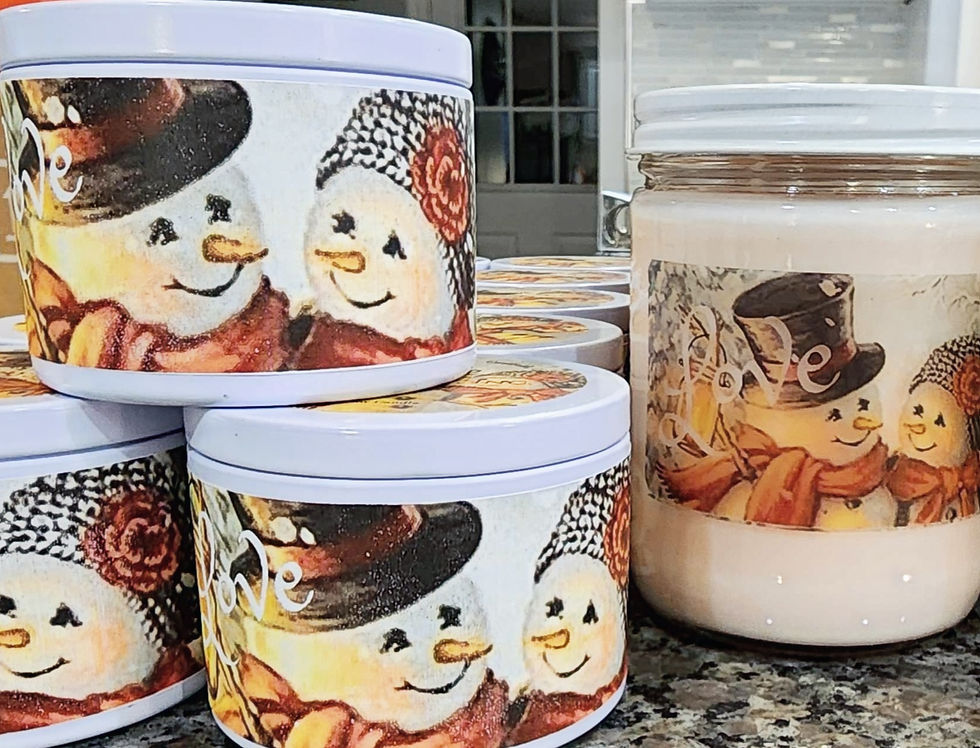 Thumbnail: Love with Snowman Couple - Cranberry Aroma 8oz Soy Candle