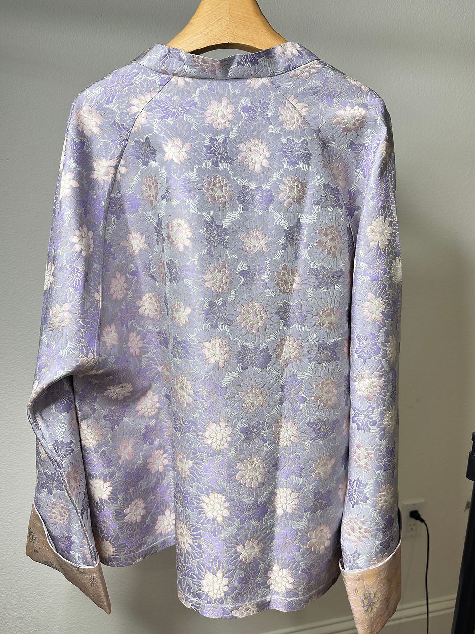 Thumbnail: Purple Flower Pattern Songjin Coat