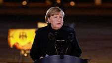 Último mensaje de Merkel tras 16 años en el poder alemán: “Tómense este pérfido virus en serio”