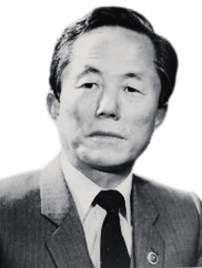 Choi_Hong_Hi-2.png
