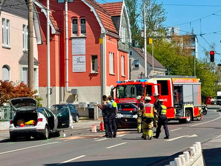 (SG) Zwei Schwerverletzte nach Frontalcrash
