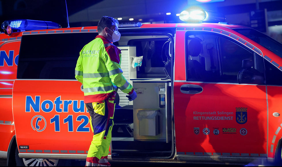 (SG) Zwei Schwerverletzte nach Motorradunfall