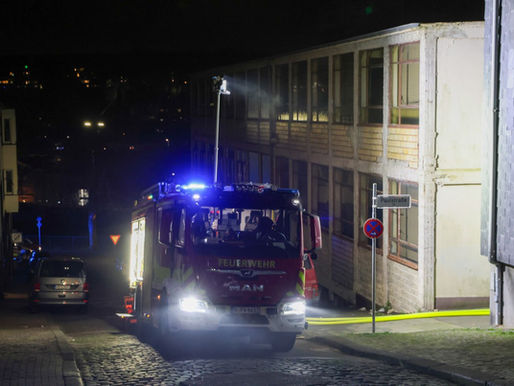 (W) Kellerbrand forderte Schwerverletzten in Barmen