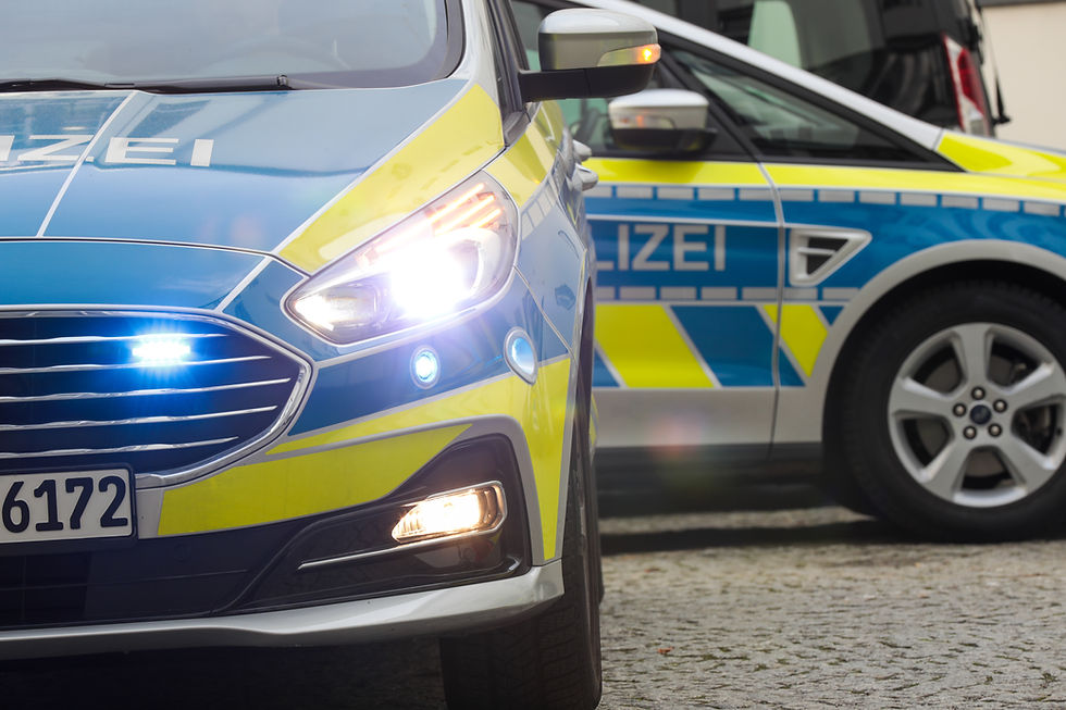 (W) Geparkter PKW beschädigt - Zeugen gesucht