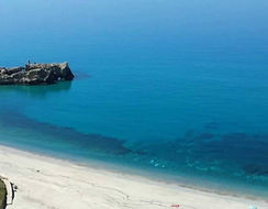 spiaggia_bianca_e_fondale_tropea.jpg