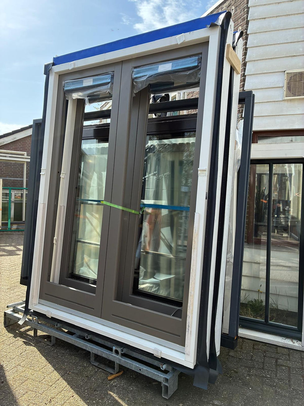 Thumbnail: Dubbele Balkondeuren, 177x242.6