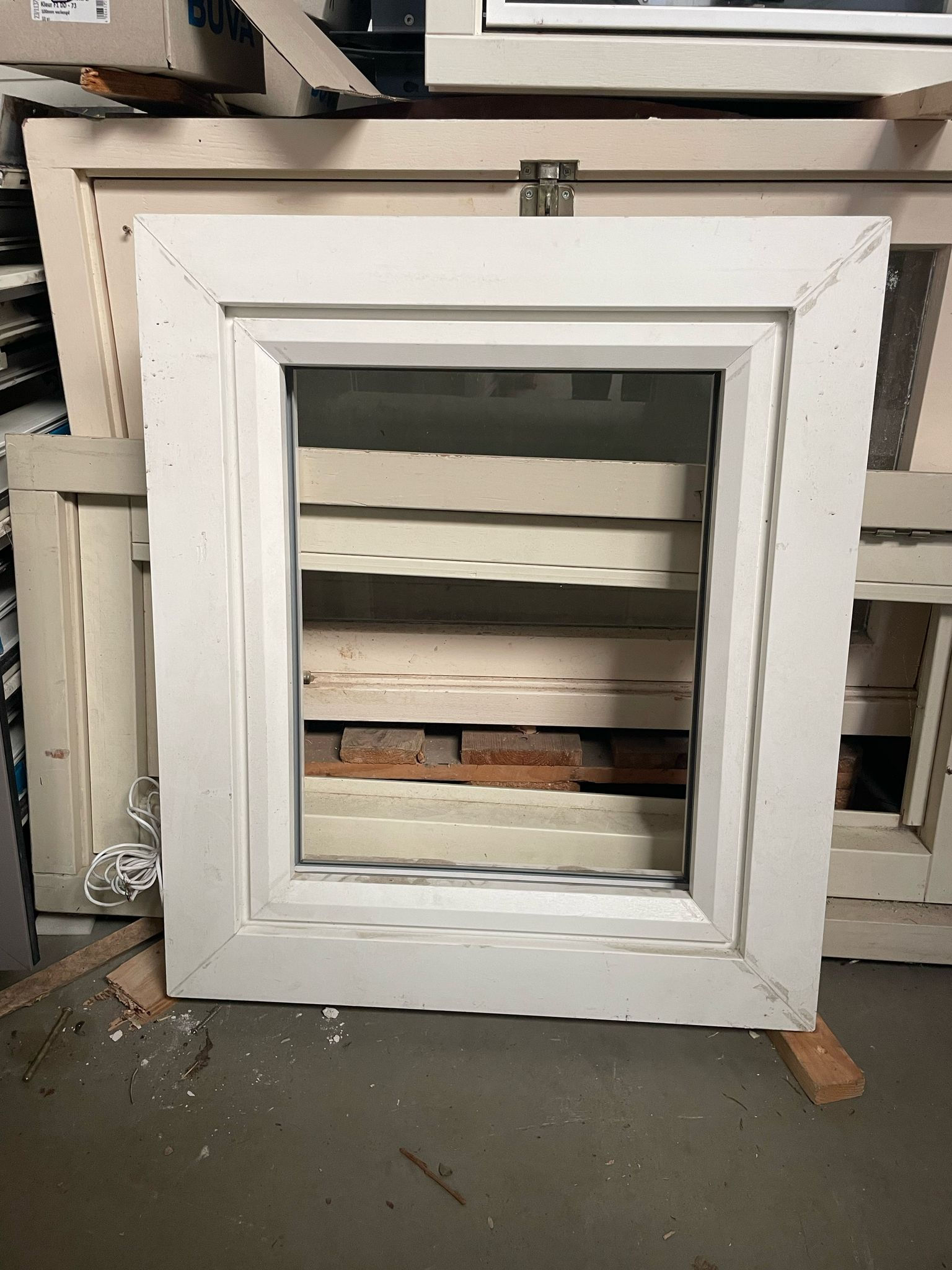 Kunststof draaikiep raam | 60x69.7