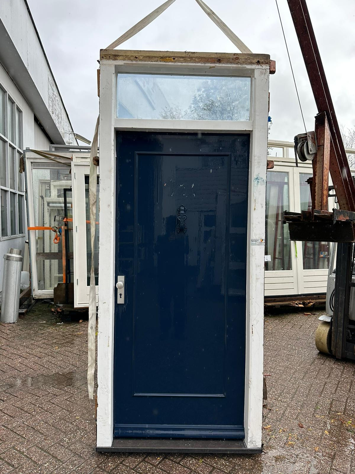 Grenen kozijn met voordeur | 111x265