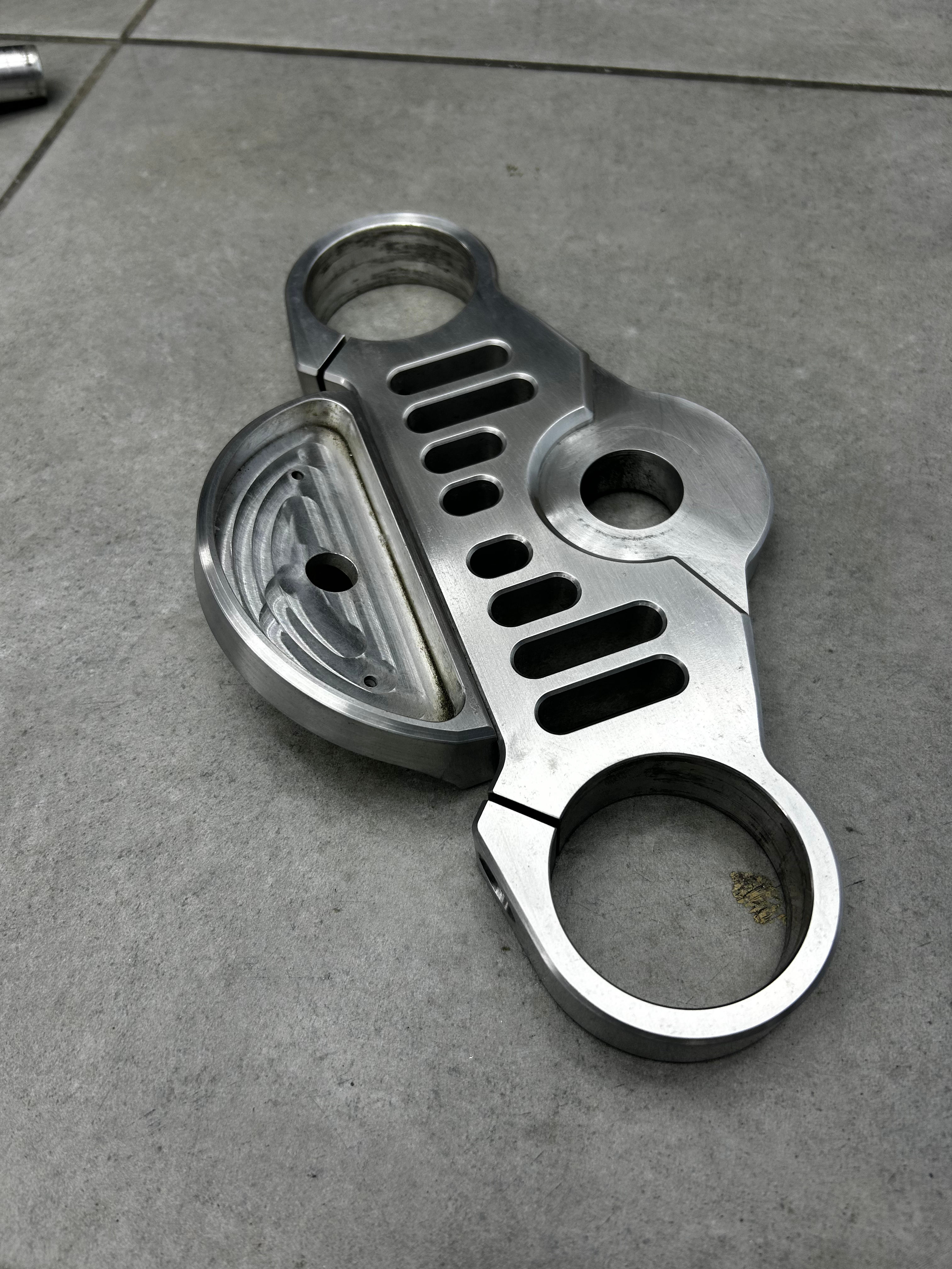 tes de fourche taillé masse bmw ninet avant 2017