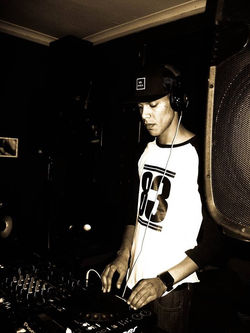 FUTUREDEEP - Julip Cocktale Bar