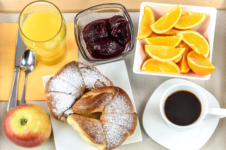 Petit-déjeuner / Breakfast