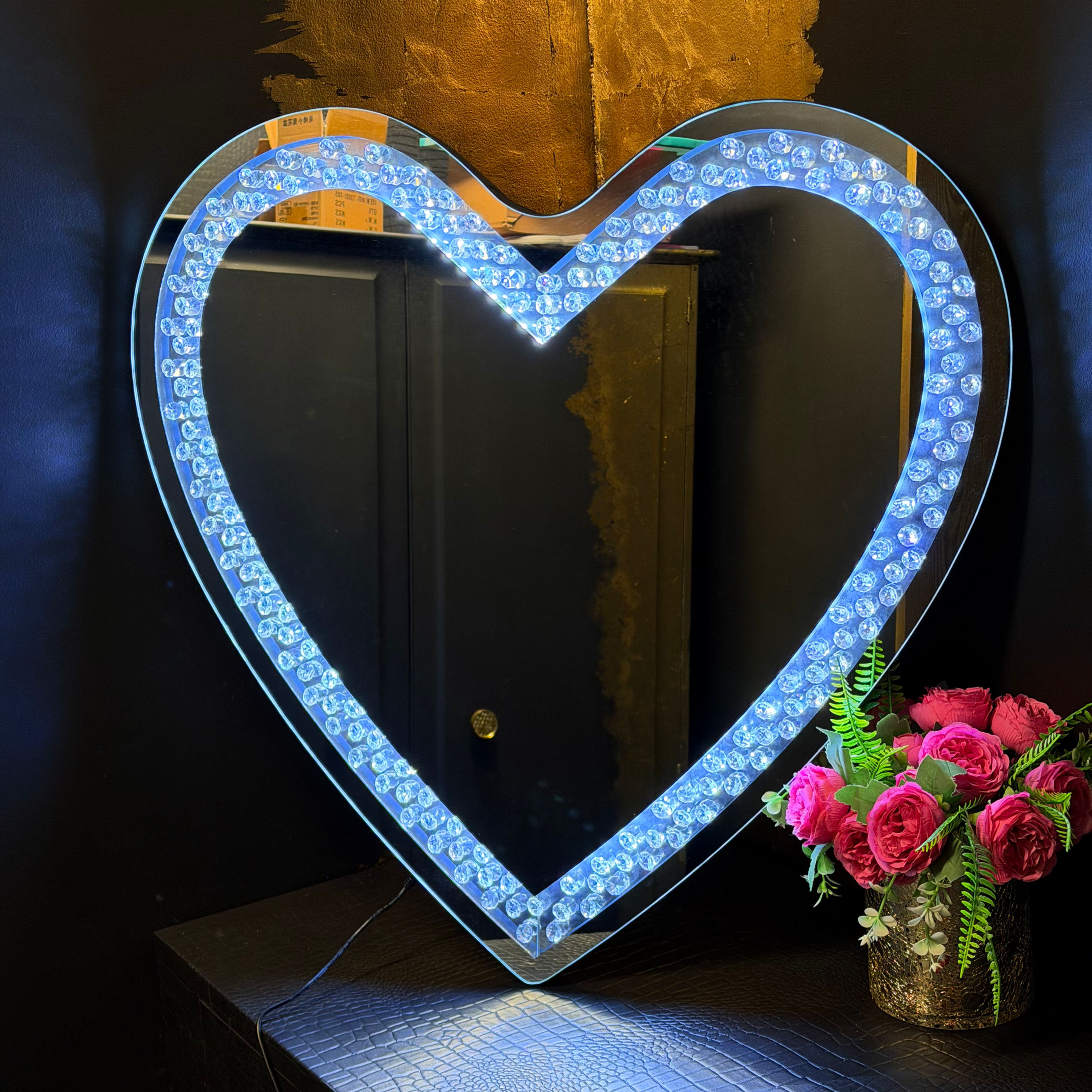 Rhombus - Floating Crystals- LED Heart Mirror 70cm