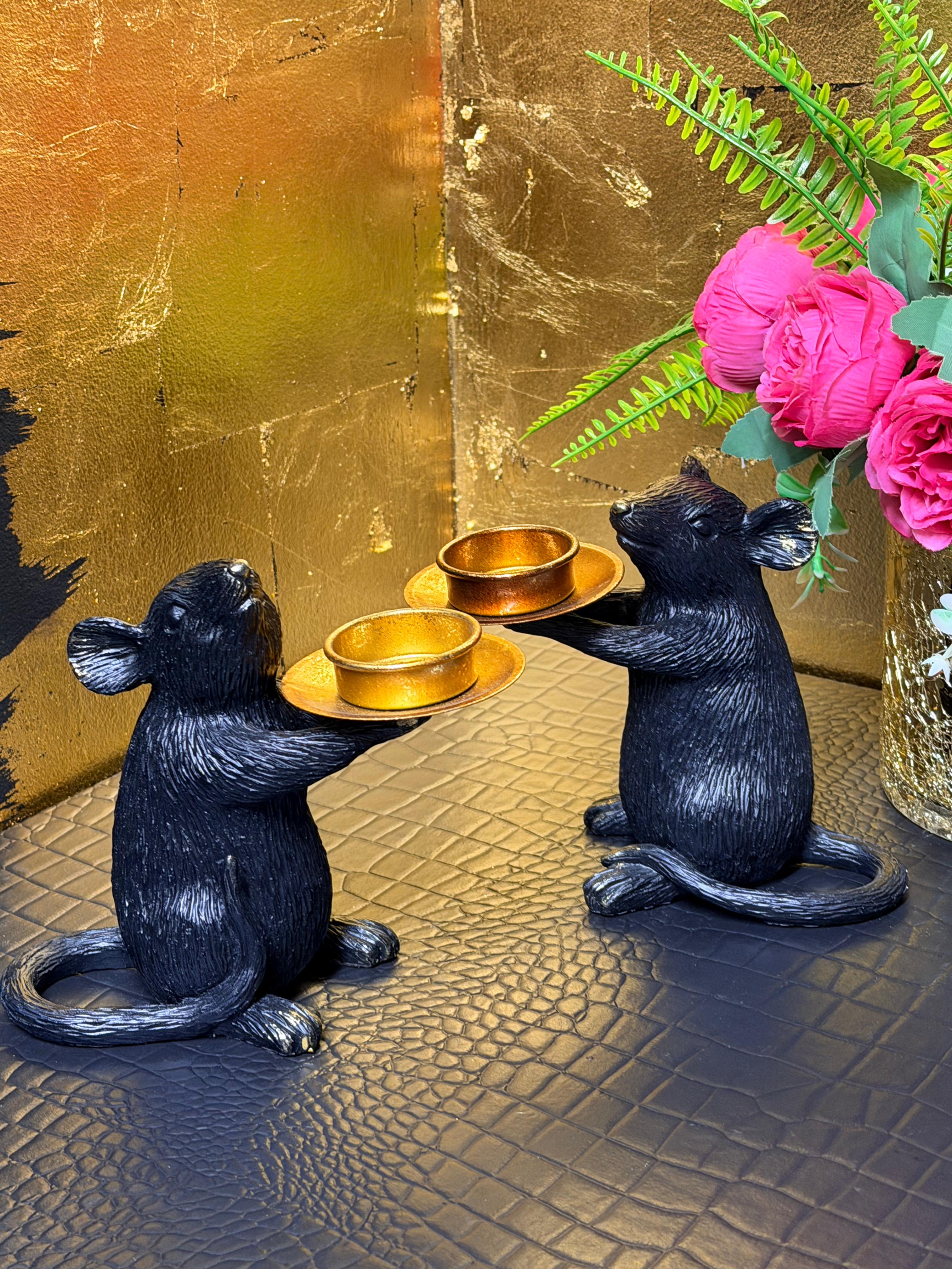 Black and gold Mouse Tealight Holder