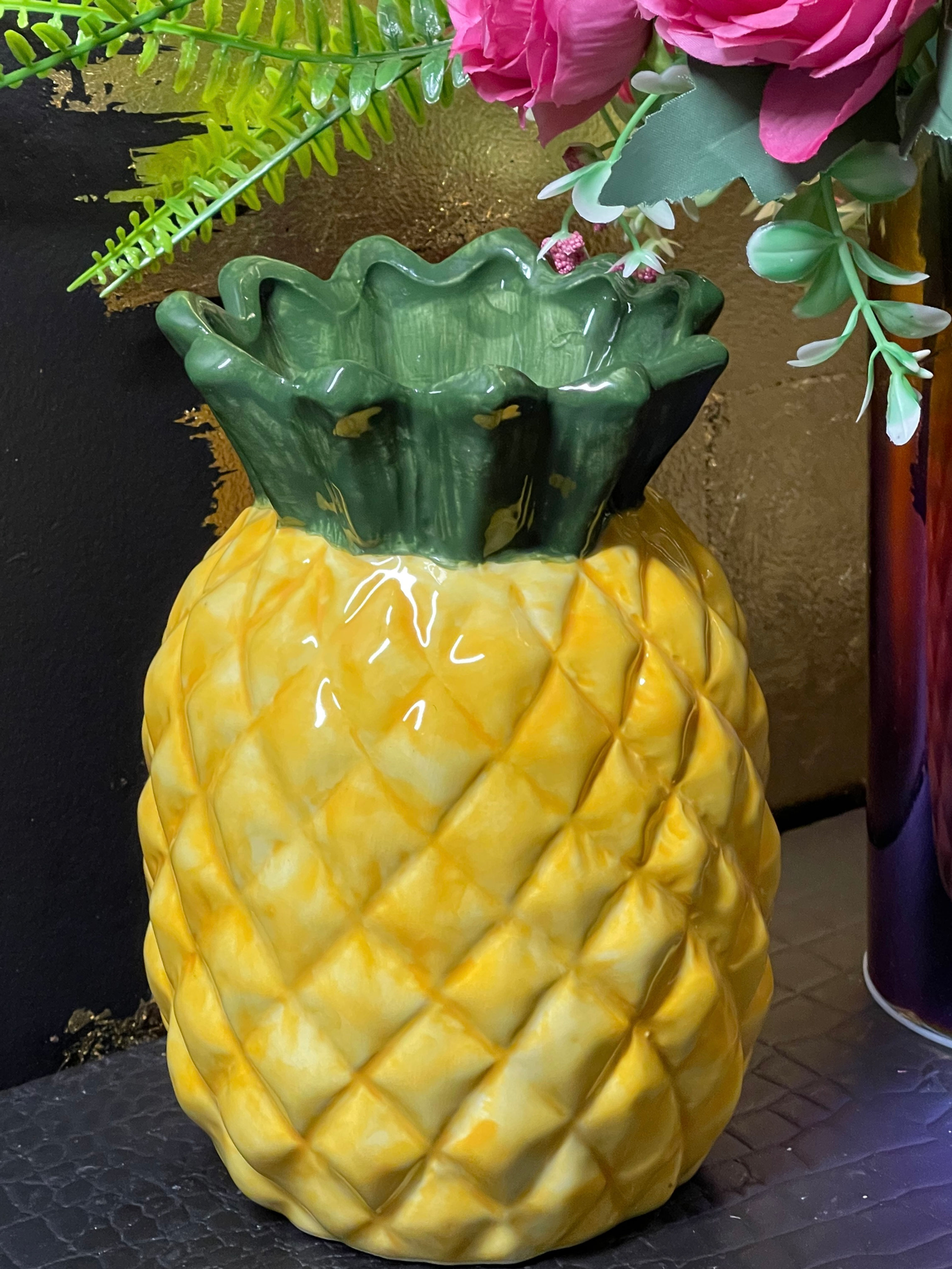 Ceramic Pineapple Stem Vase 17cm