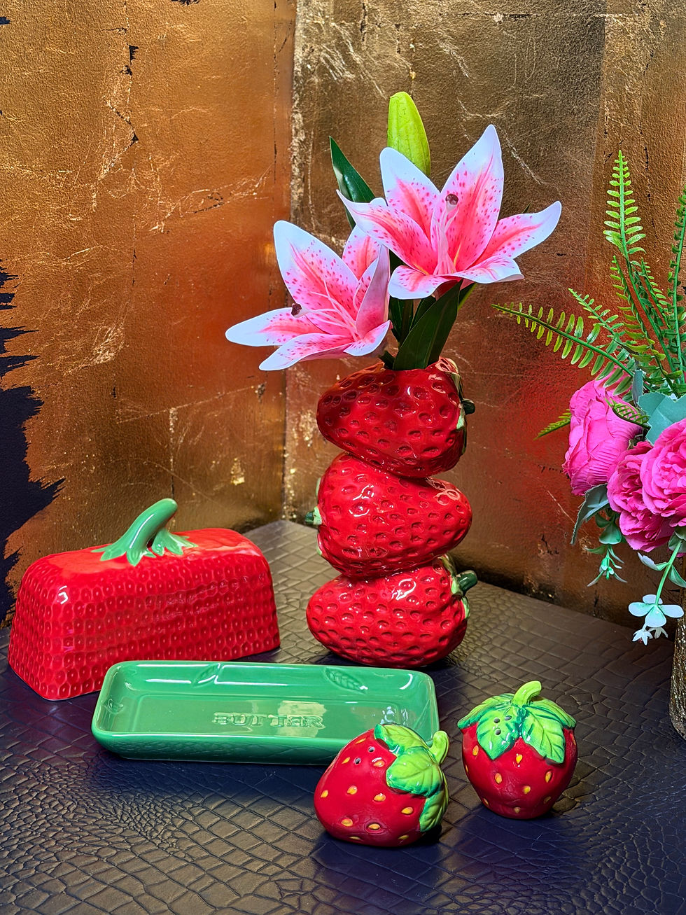 Thumbnail: Porcelain Strawberry Butter Dish with Lid