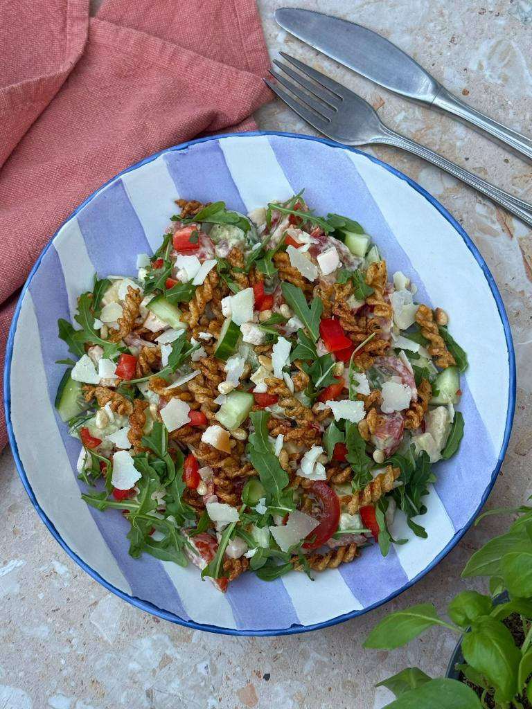 crispy pastasalade