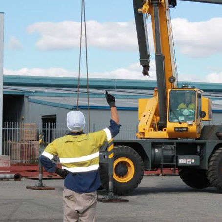 Dogging and Manual Handling Training: Supporting Safer Work Practices in Australia