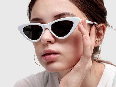 Why White Frames Became the Sleeper Hit of Summer 2026